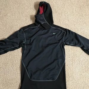 Nike hyperwarm tight sweater